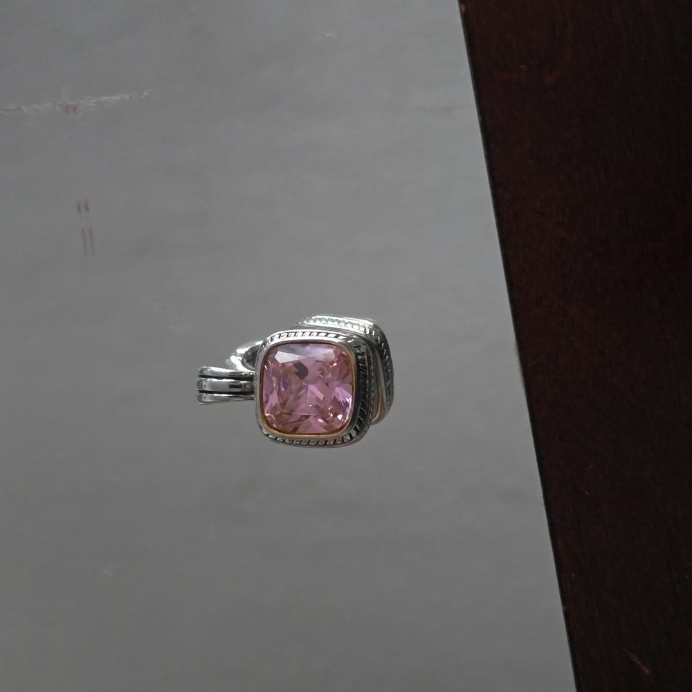 Pink pendent